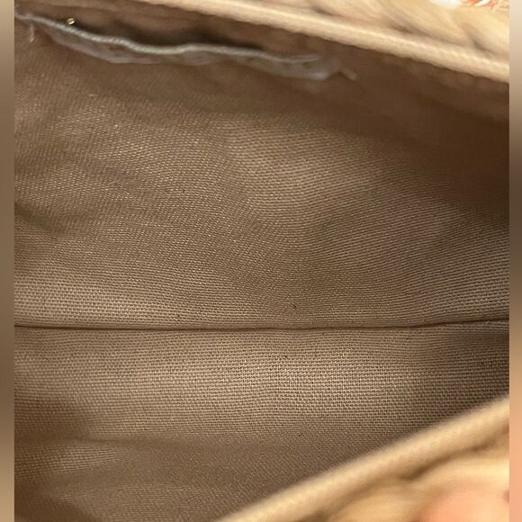 Shiraleah Aubrey Woven Straw PomPom Clutch NEW - Picture 7 of 7